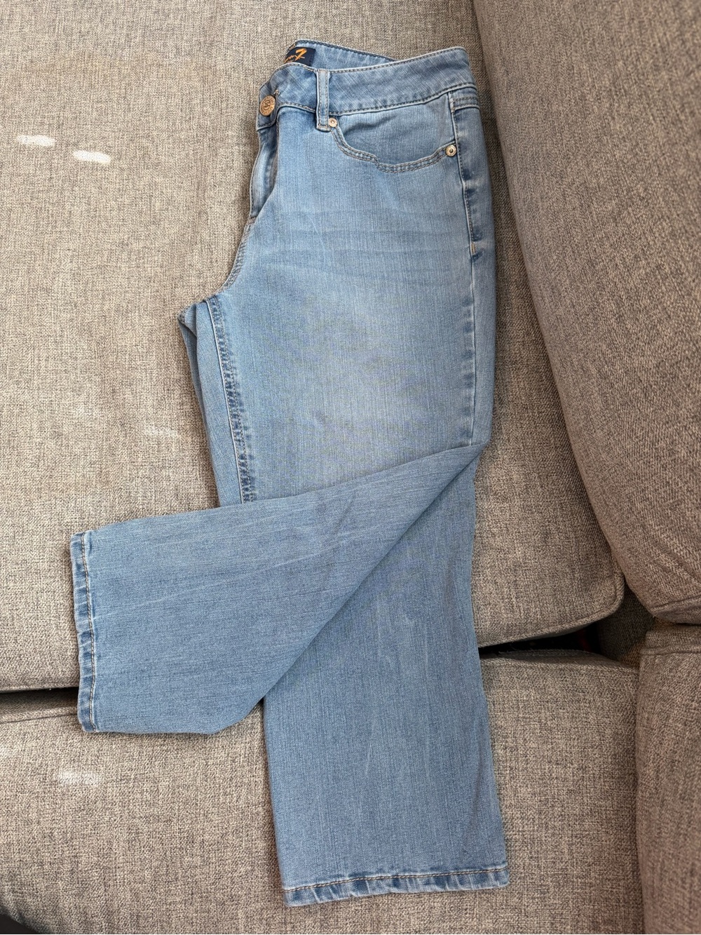 Seven7 Skinny Light Blue Cropped Women's Denim Jeans Size 12 EUC